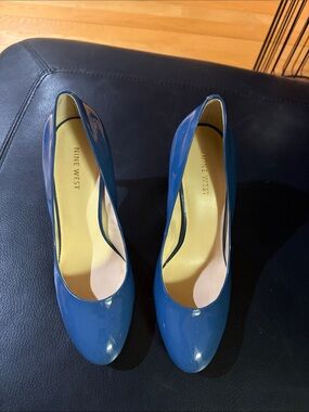 Nine West Blue Patent Classic Round-Toe Pumps